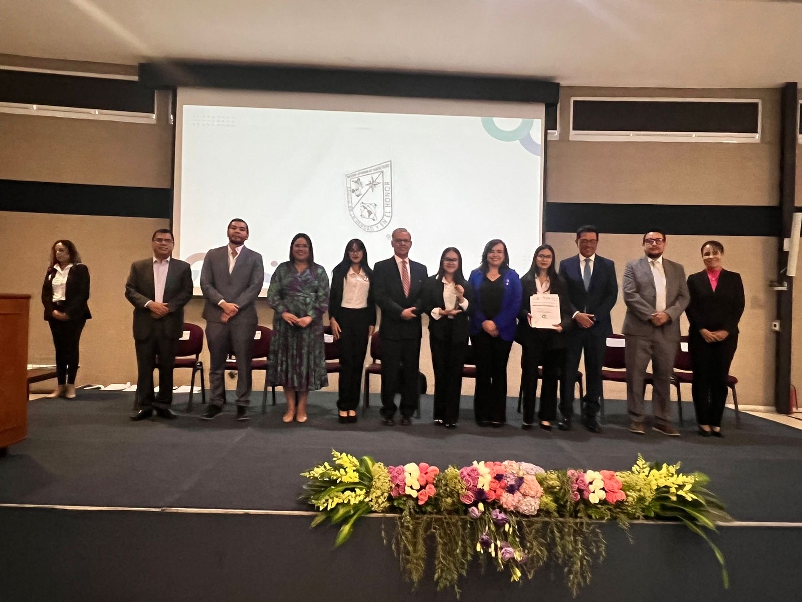 Destaca CECyTEQ en premio CTI 2024